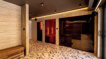 Hot tub, steam room, massages