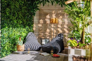 Boblebad, dampbad, massagebehandlinger