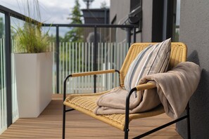 Espace de travail pour ordinateur portable, fer et planche à repasser