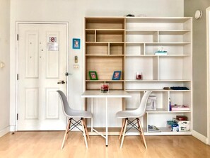 Appart'hôtel, 1 chambre, accessible aux personnes à mobilité réduite, fumeur | Salle à manger