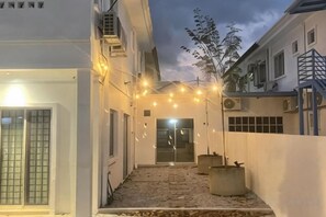 Unclassified image, 2 of 11, button - 39 Haus (Bukit Mertajam)