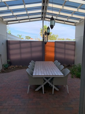 Outdoor dining