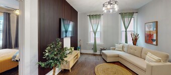 Spacious 6-bedroom townhome in charming Irvington with AC and Parking