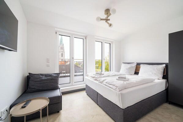 Studio supérieur | Bureau, accès au Wi-Fi (inclus)