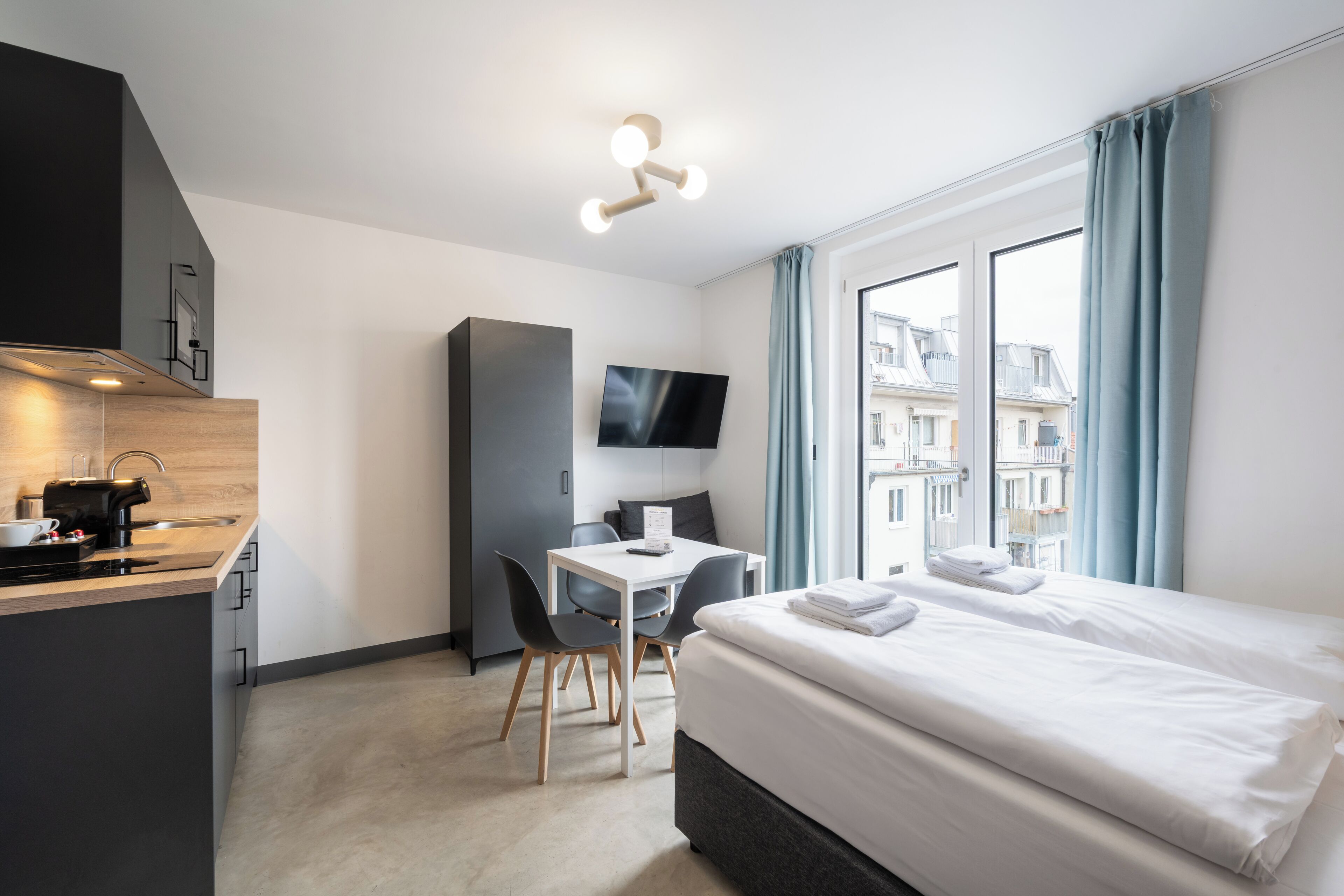 Escritorio y wifi gratis 