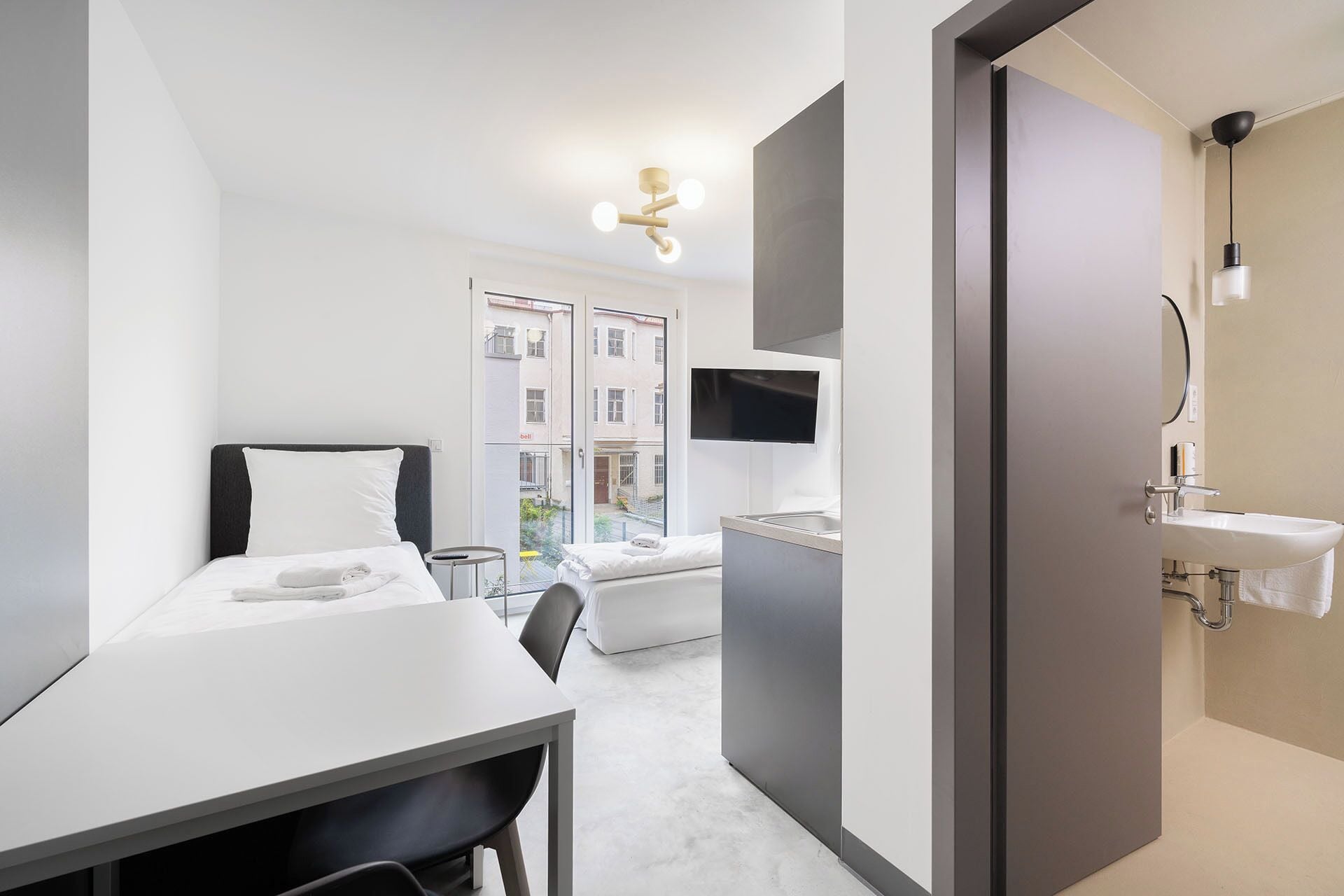 Escritorio y wifi gratis 