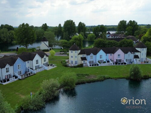 Windrush Lake 20, Summit Lodge (P) - Lakeside Lodge, On-site Activites, Sleeps 7
