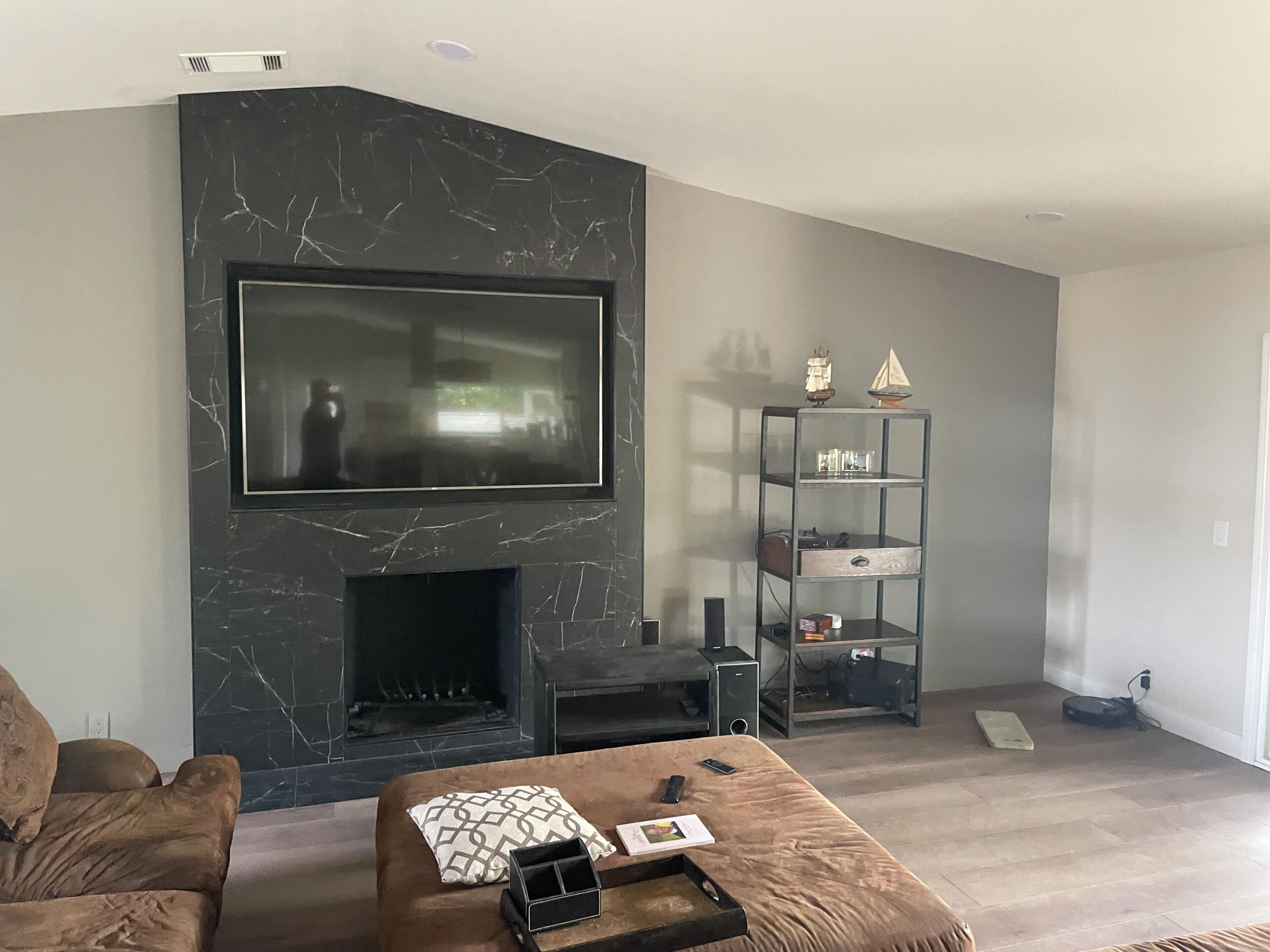 Beautiful Spacious One Story Pool Home - Corona, CA