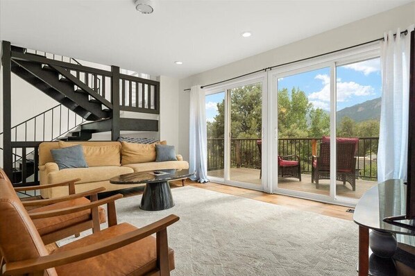 Smart TV - Charming Westside Retreat Near Garden of the Gods (Colorado Springs)