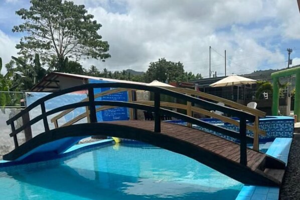 Piscina a l'aire lliure