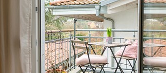 Apartment 'Krumme Gustels Hüs' with Balcony and Wi-Fi