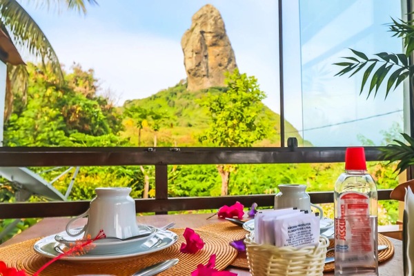 Termasuk sarapan bufet setiap hari