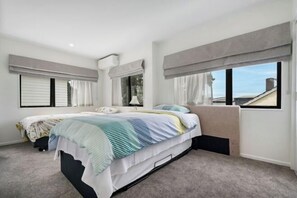 Room - Auckland Cornwall Park Holiday Homes1 (Auckland)