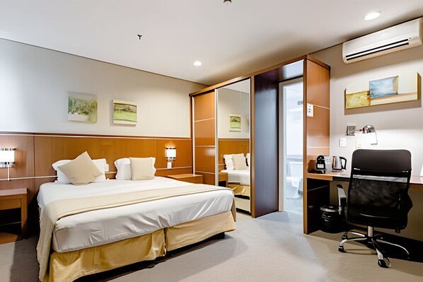 1 habitación, internet y ropa de cama