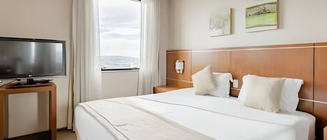 1 bedroom, bed sheets