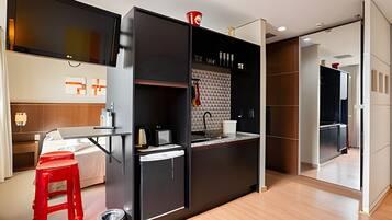 1 camera, accesso a Internet, lenzuola