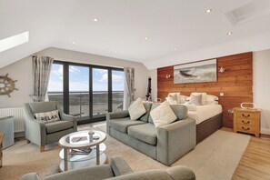 Deluxe Double Room, Balcony, Sea View | Free WiFi