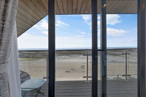 Deluxe Double Room, Balcony, Sea View | Beach/ocean view