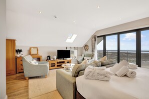 Kamar Double Deluks, balkon, pemandangan laut | Wi-Fi gratis