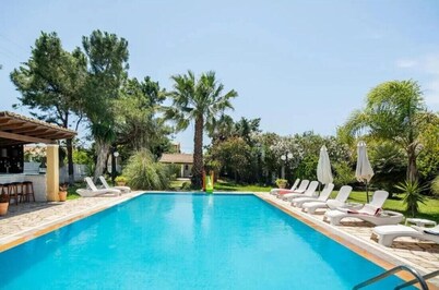 Villa 'Olga' with Shared Pool, Wi-Fi and Air Conditioning