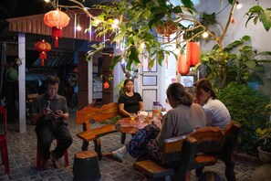 Karaoke room - Immersive Homestay NinhBinh  (Gia Vien)