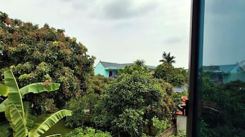 Habitación estándar doble, balcón | Escritorio, cortinas opacas, wifi gratis