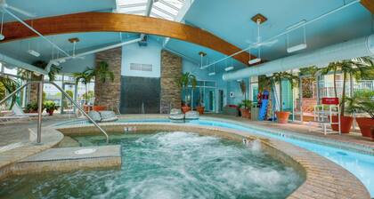 Seapointe Village Oceanfront 17 acre resort, direct 600 ft private beach access