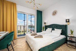 Studio (29) | Living area | Flat-screen TV - Bliska Wola Tower Sun & Snow  (Warsaw)