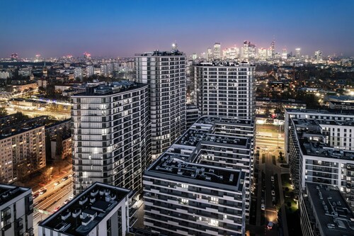 Bliska Wola Tower Sun & Snow 