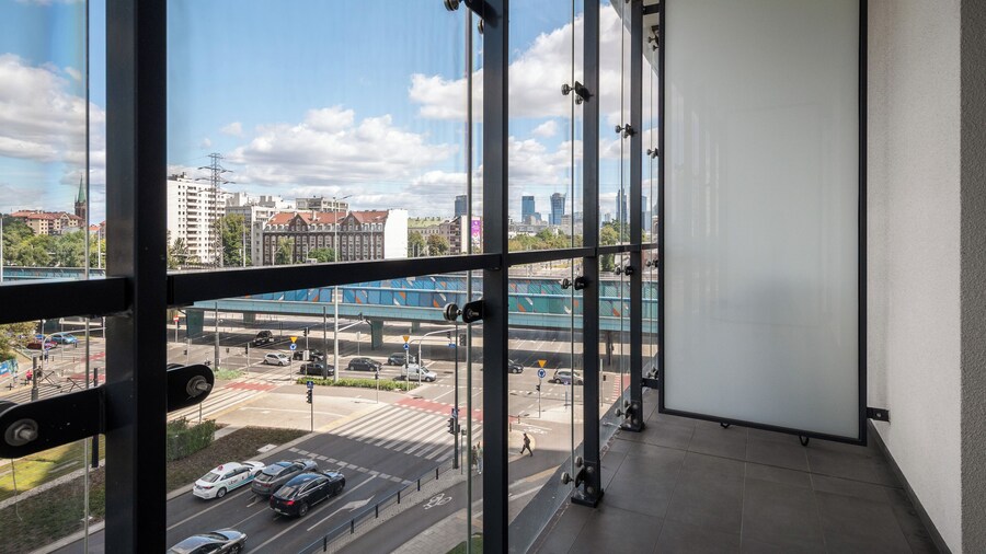 Bliska Wola Tower Sun & Snow