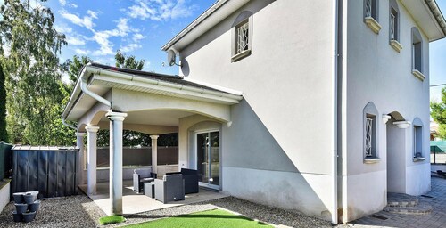 Beautiful house-St Exupéry-Viarhona-T3- Pets allowed