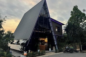 Exterior - Cooper houses farms and cafe (Mae Suai)