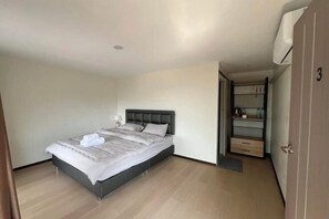 Soundproofing - Cooper houses farms and cafe (Mae Suai)