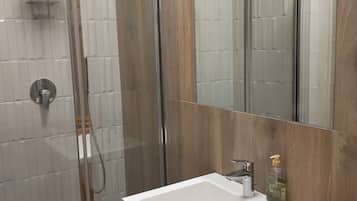 Chambre Double | Salle de bain