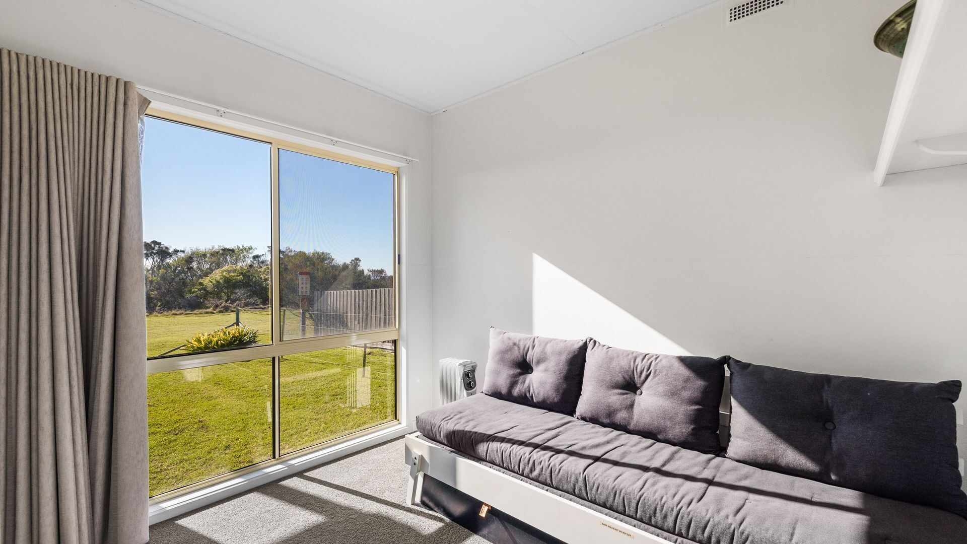 TV, fireplace, DVD player