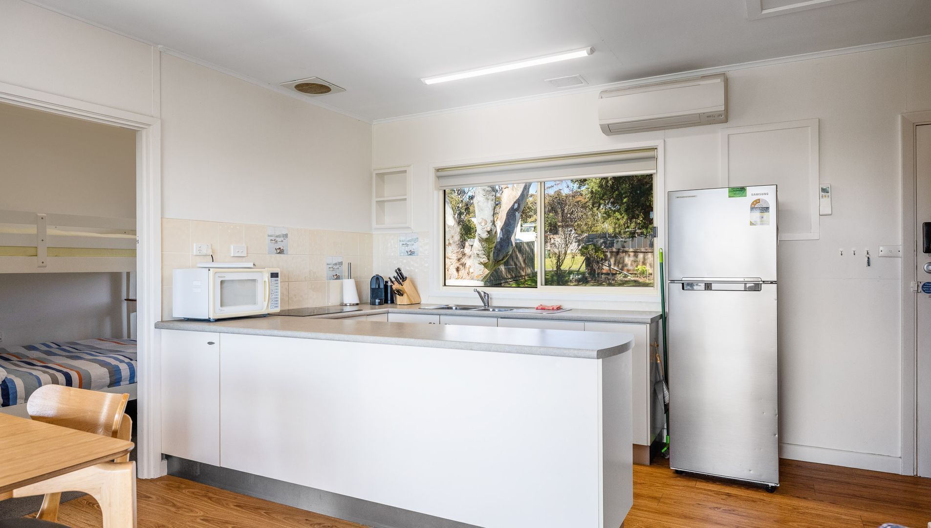 Fridge, microwave, oven, coffee/tea maker