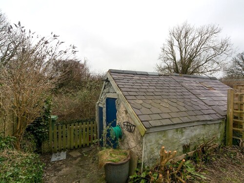 Cottage close To Coastal Path & Puffin Island | Pass the Keys
