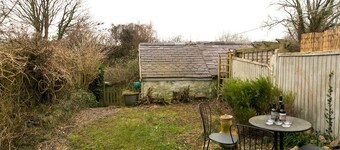 Cottage close To Coastal Path & Puffin Island | Pass the Keys