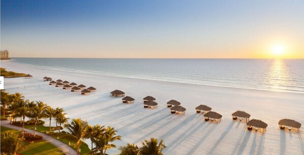 Beach - New Build: 3 bedroom 2 bath home with Pool next to Park - sleeps 8 (Marco Island)