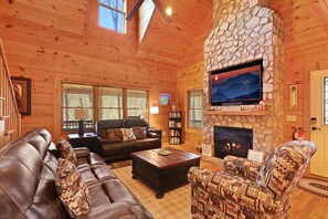 TV connectée, cheminée, jeux vidéo, table de tennis de table