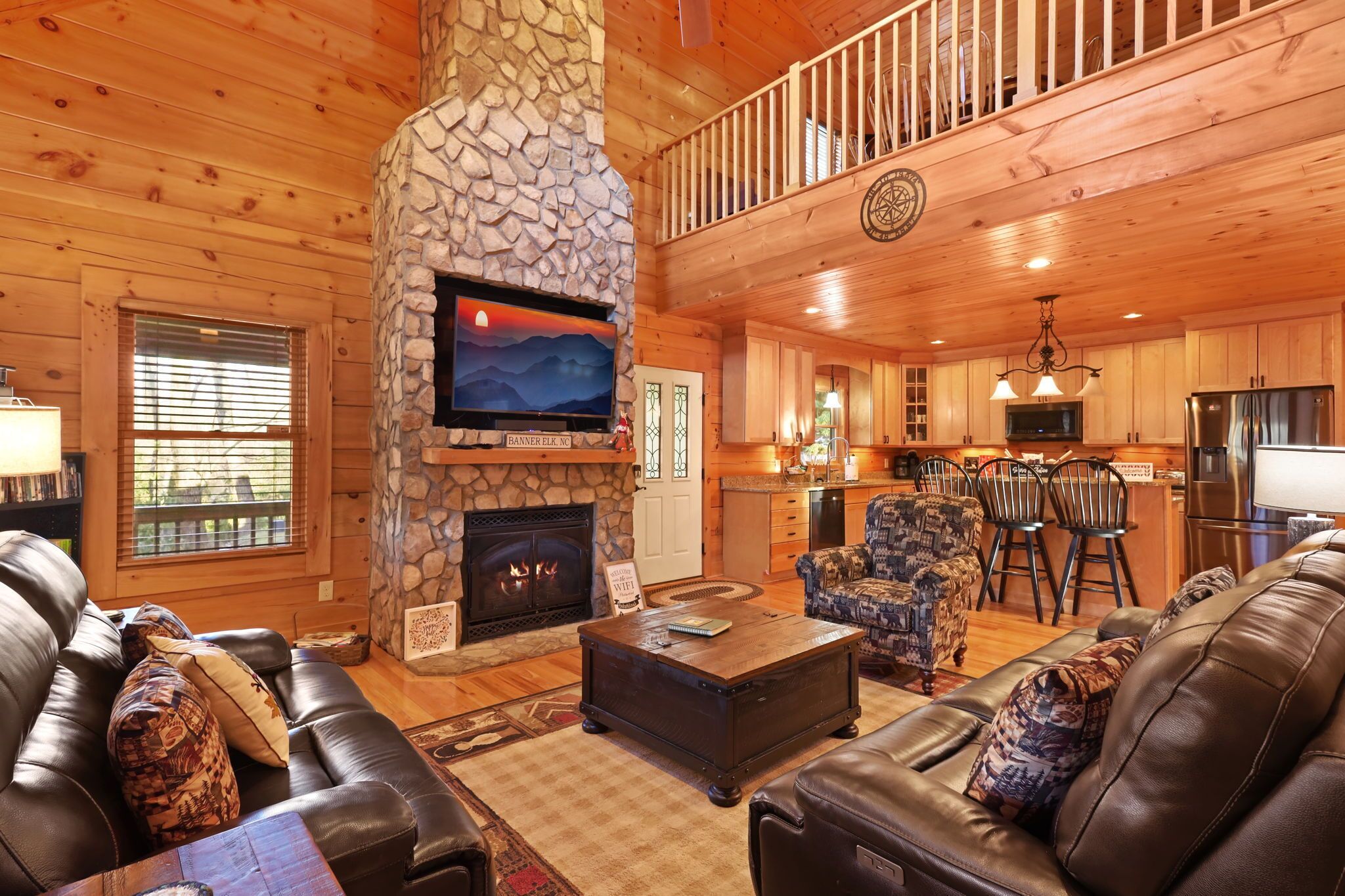 TV connectée, cheminée, jeux vidéo, table de tennis de table