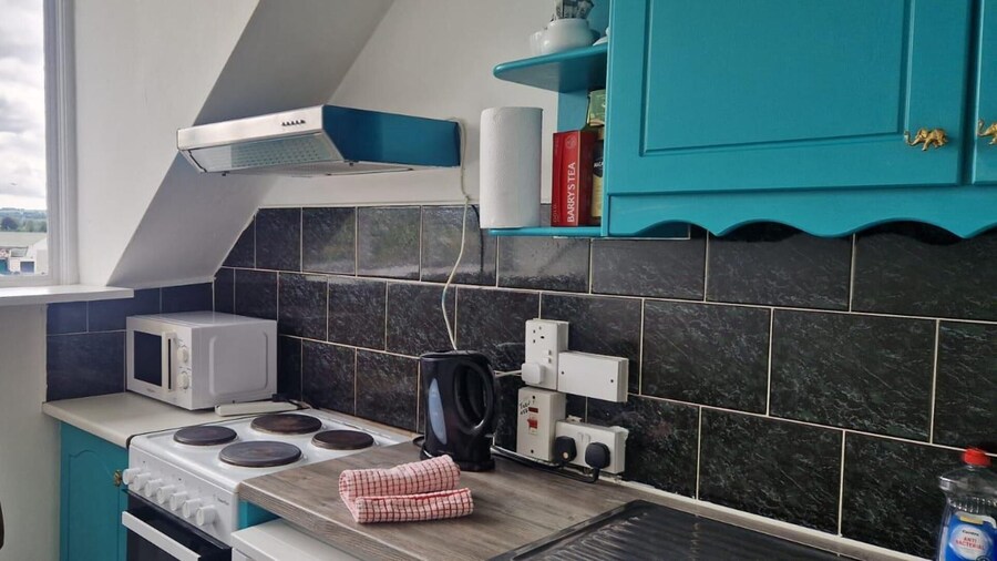 Cork Apartment With River Views -cosy in Cork