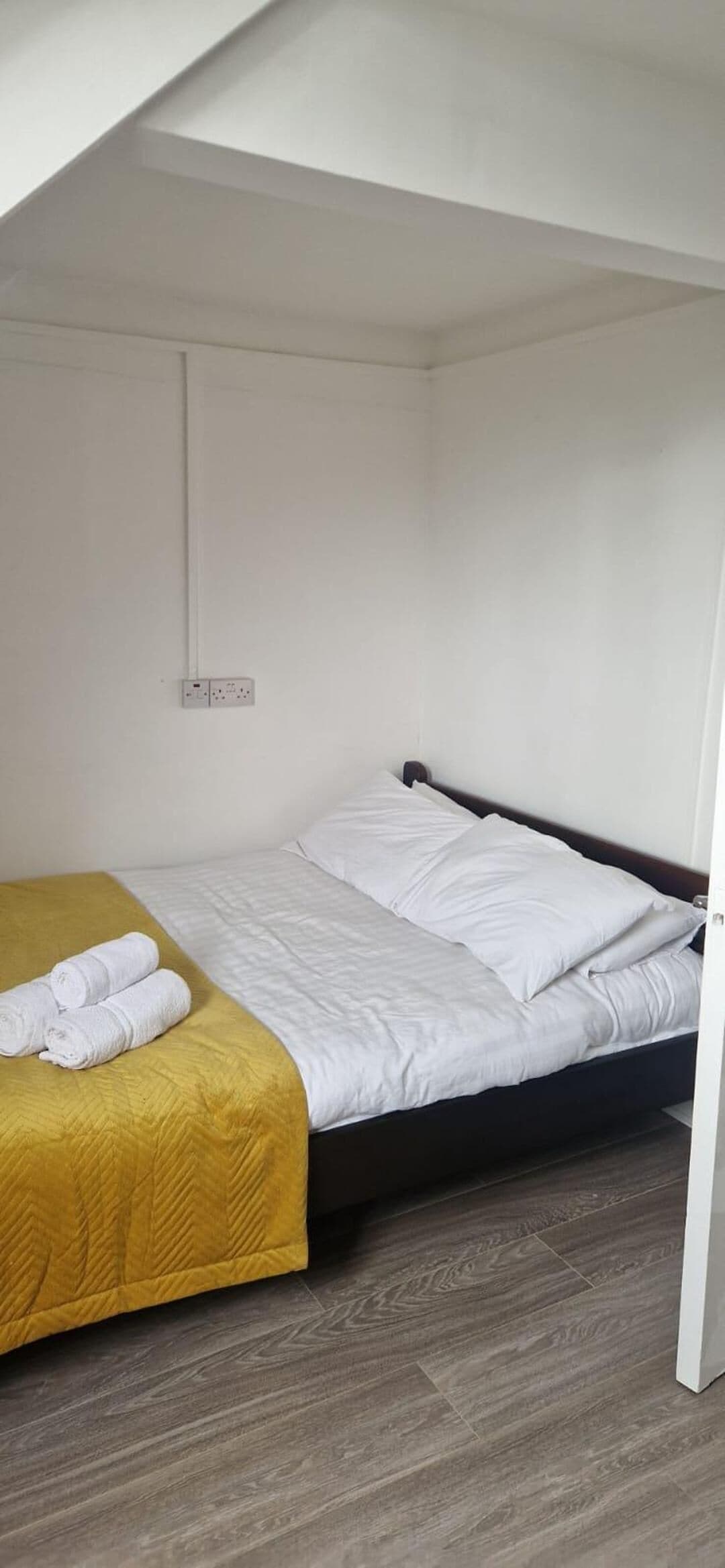 1 soverom, wi-fi (inkludert) og sengetøy