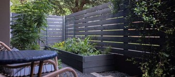 *NEW Central Austin | Sleeps 12 - WalkerVR Firefly