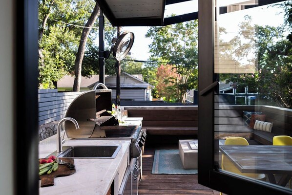 Outdoor dining
