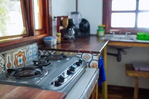 Coffee/tea maker, cookware/dishes/utensils - Central apartment with everything that you need. (Puerto Viejo de Talamanca)