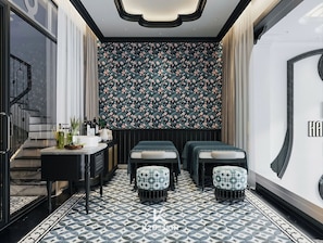 2 treatment rooms