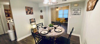 Modern Clean Interior. Near ETSU & JC Med Center