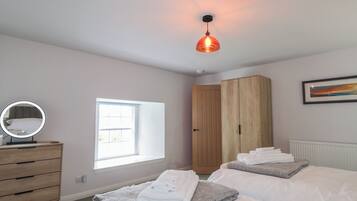 2 bedrooms, individually decorated, individually furnished, free WiFi