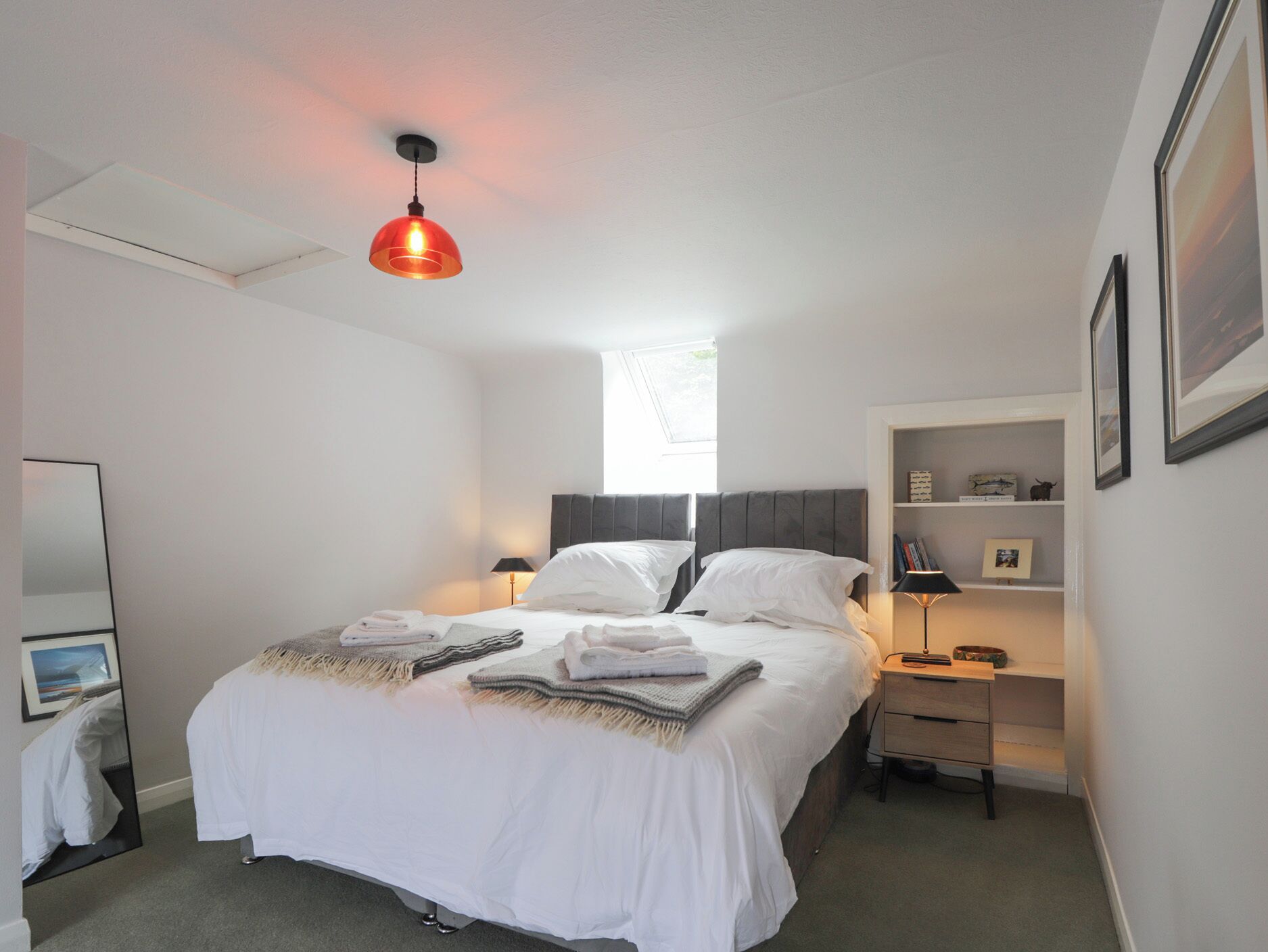 2 bedrooms, individually decorated, individually furnished, free WiFi